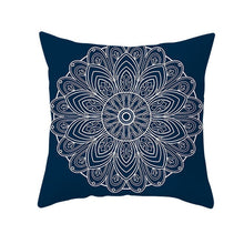 Charger l'image dans la galerie, Housse de coussin 45x45 cm - Mandala Bleu et Blanc
