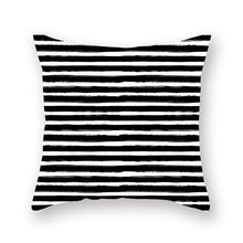 Charger l'image dans la galerie, Housse de coussin 45x45 cm - Lignes Noires et Blanches
